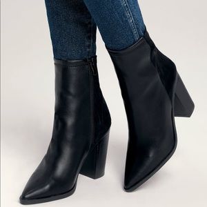 Lulus black heeled booties